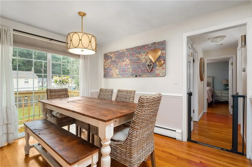 78 Massachusetts Avenue Cumberland RI 02864