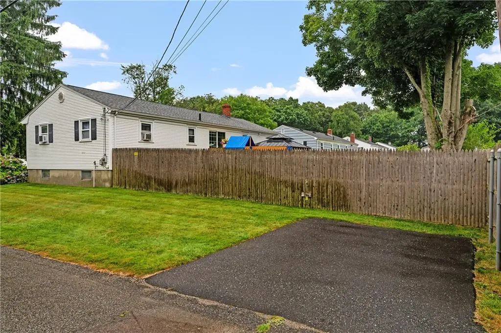78 Massachusetts Avenue Cumberland RI 02864