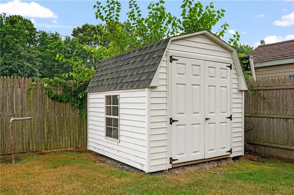 78 Massachusetts Avenue Cumberland RI 02864