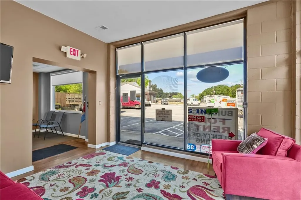270 Putnam Pike Smithfield RI 02917