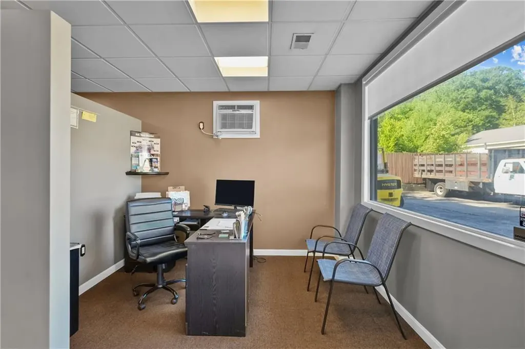 270 Putnam Pike Smithfield RI 02917