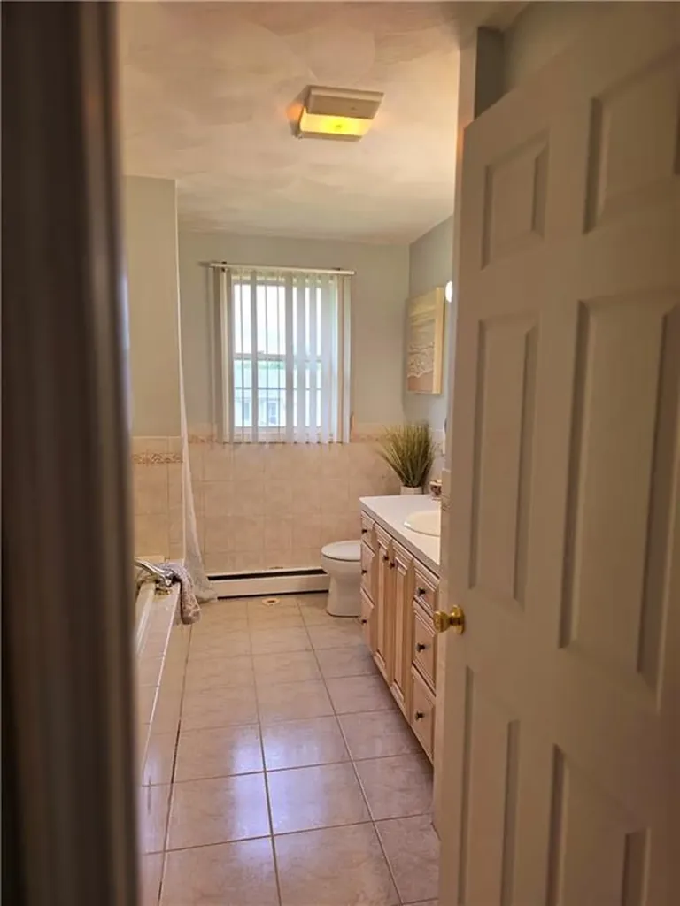 12 Barnes Avenue Johnston RI 02919