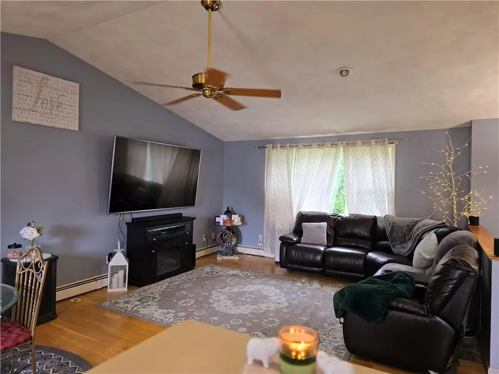 12 Barnes Avenue Johnston RI 02919