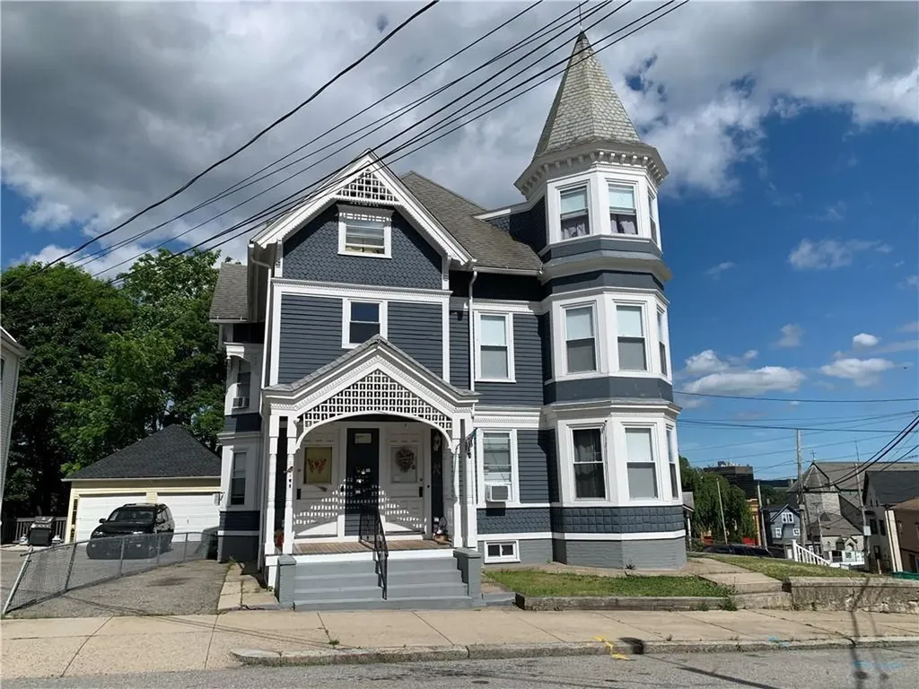 7 Summer Street Woonsocket RI 02895