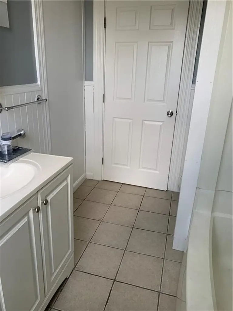 7 Summer Street Woonsocket RI 02895