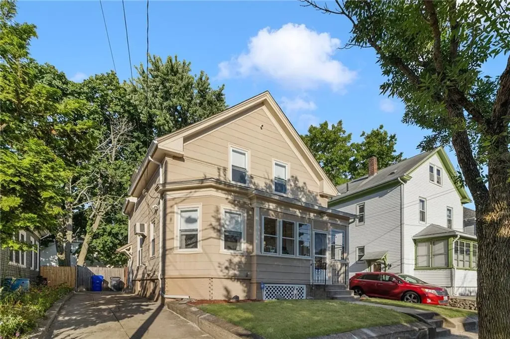 45 Biltmore Avenue Providence RI 02908