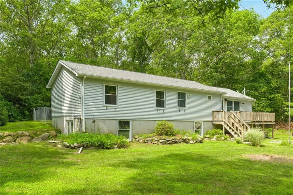 124 Sand Plains Trail South Kingstown RI 02879