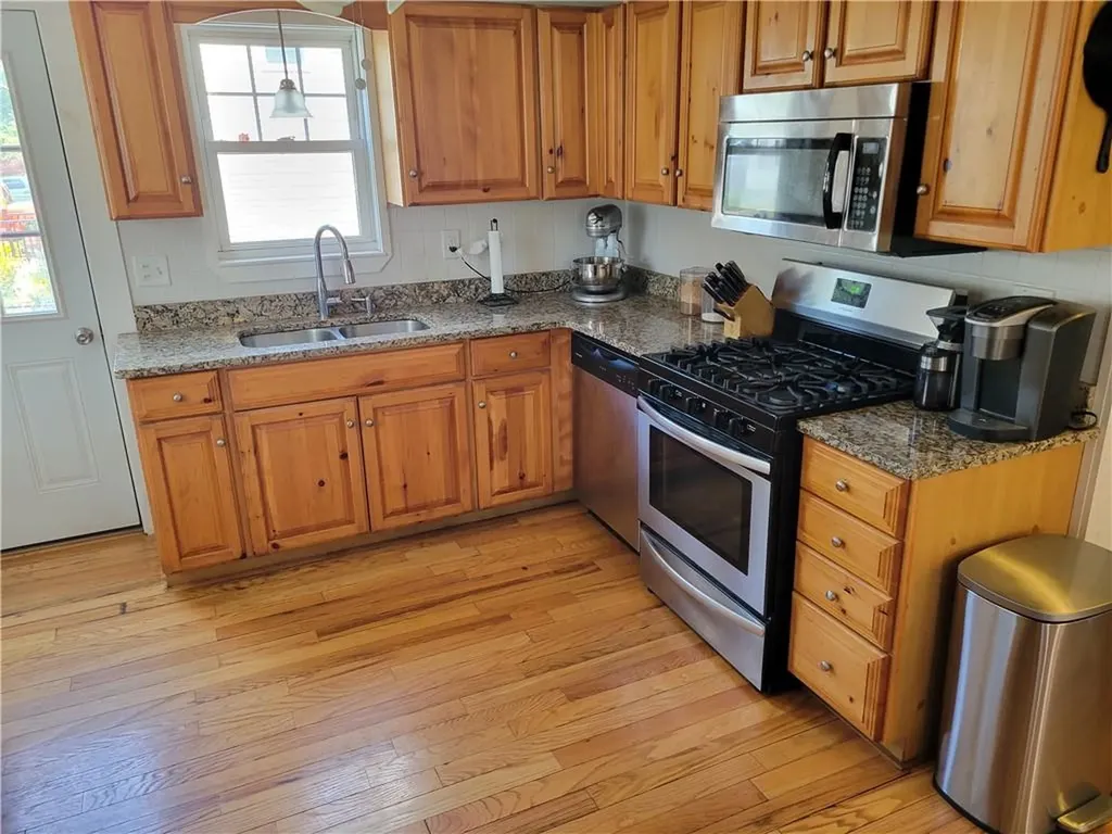 5 Gilles Street Coventry RI 02816