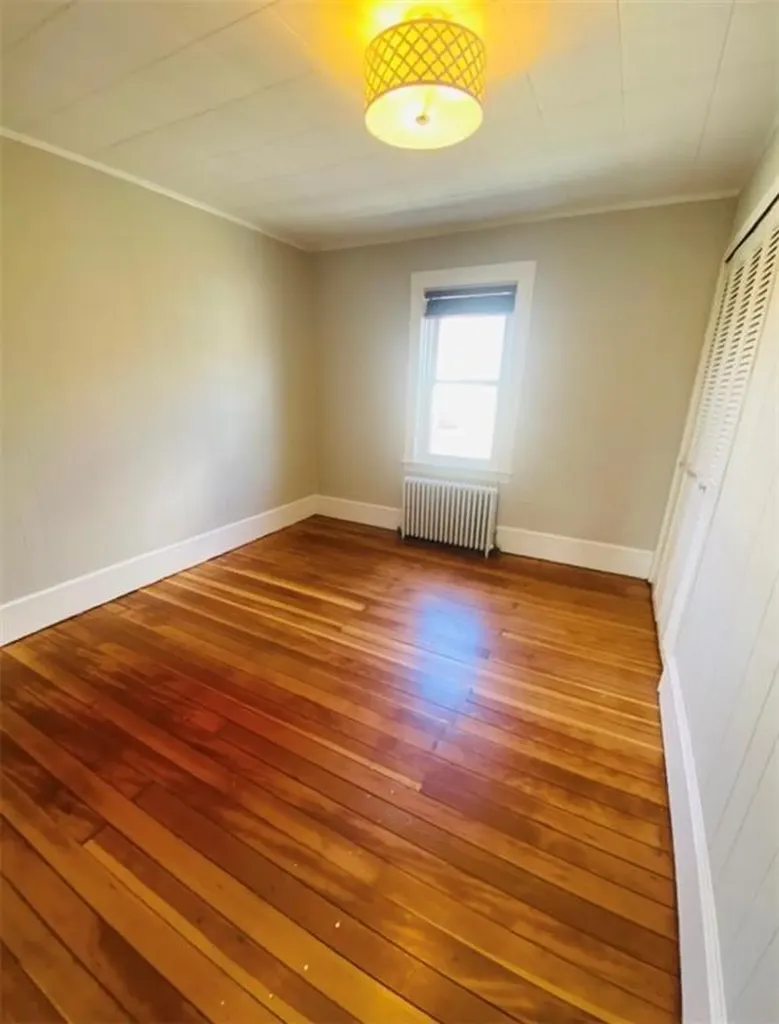 302 Maple Avenue Barrington RI 02806