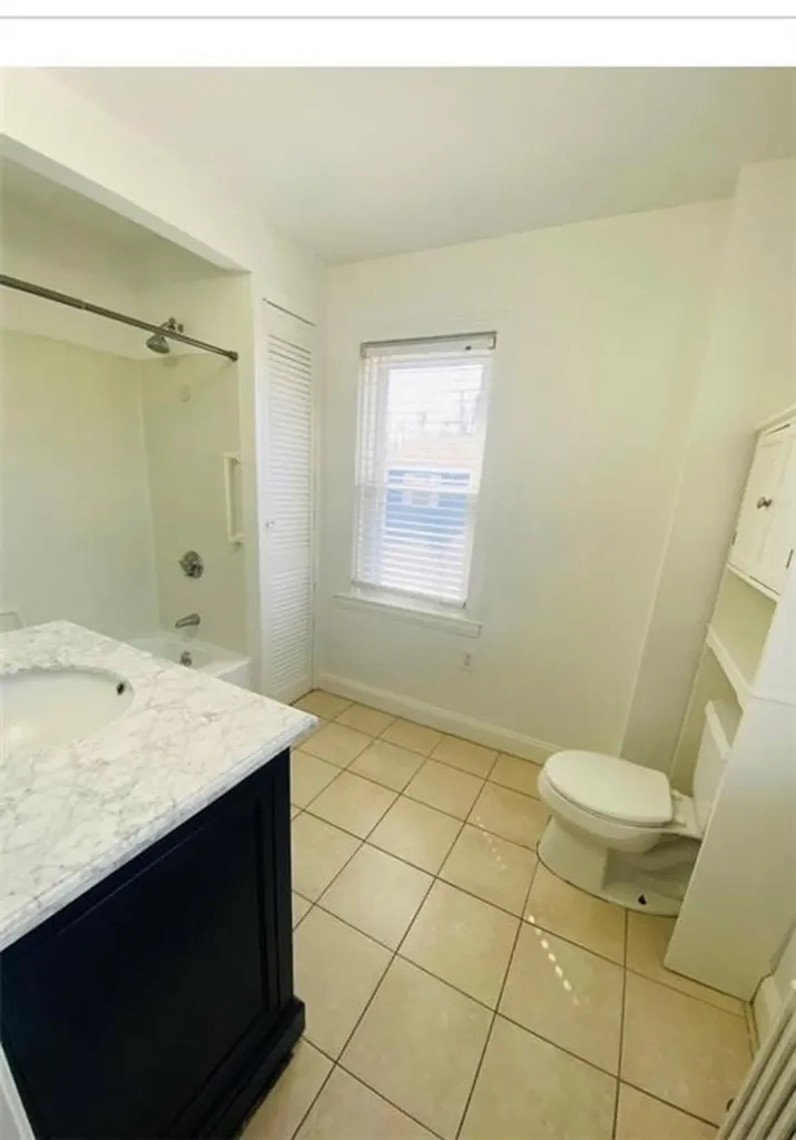 302 Maple Avenue Barrington RI 02806