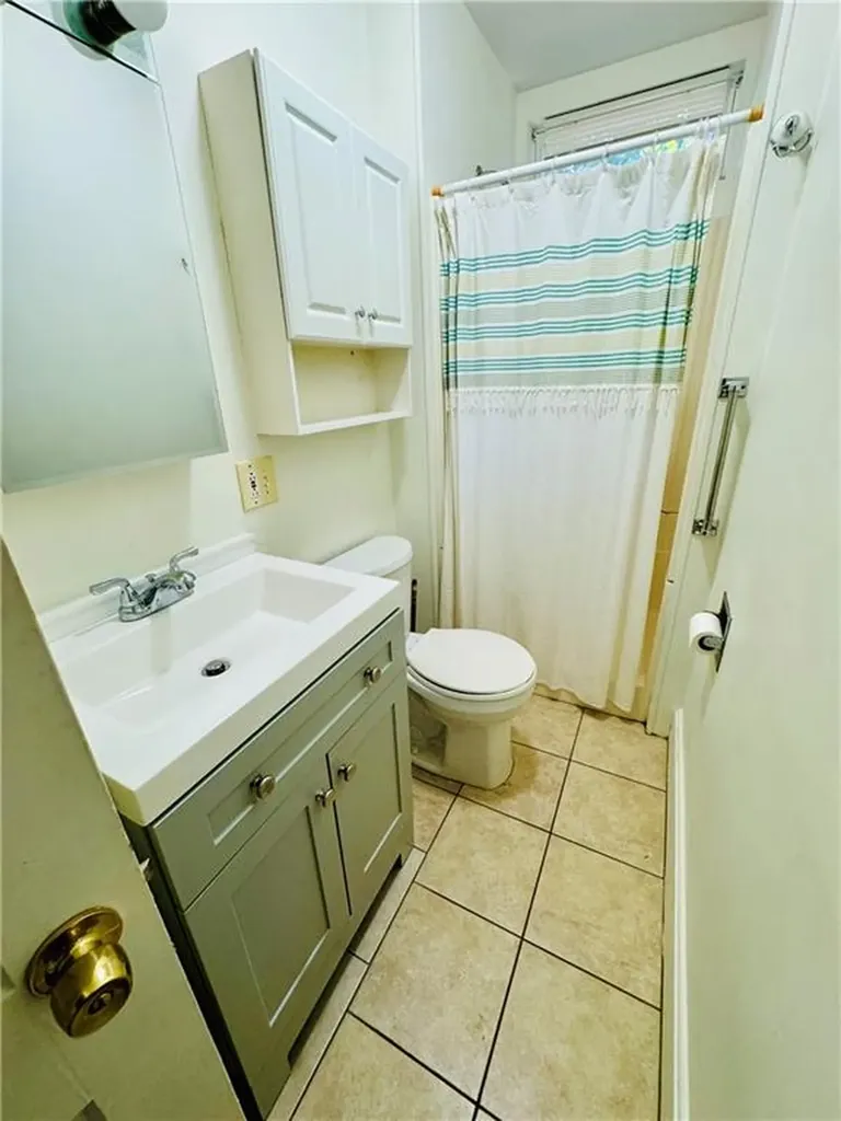 302 Maple Avenue Barrington RI 02806