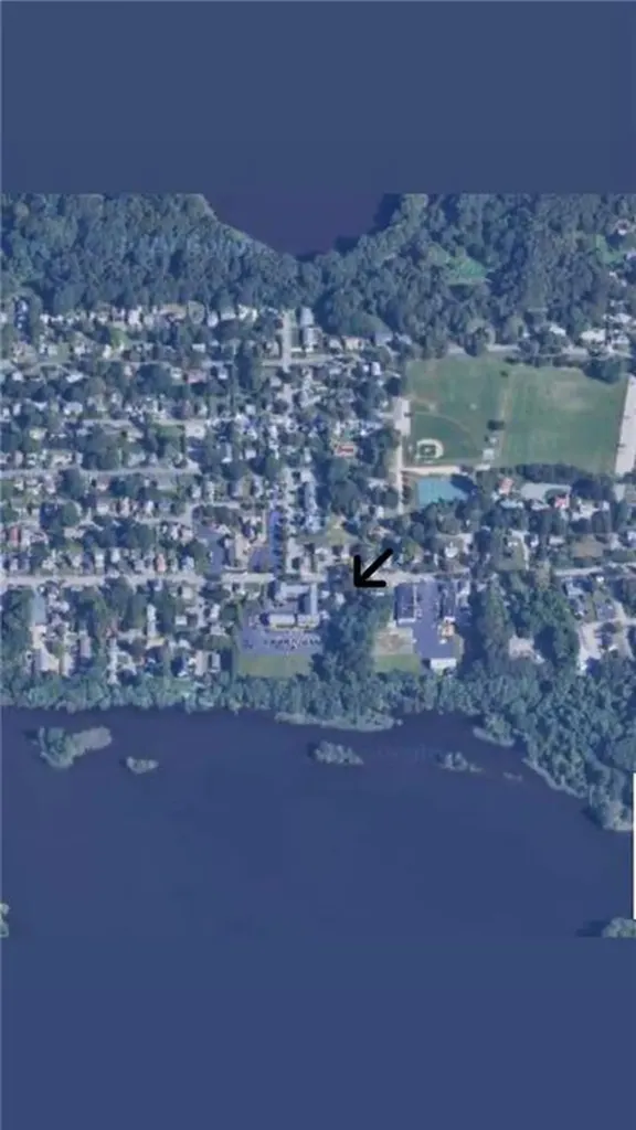 302 Maple Avenue Barrington RI 02806