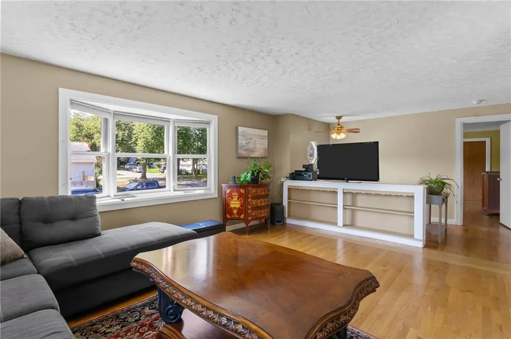 63 Elmwood Avenue Middletown RI 02842