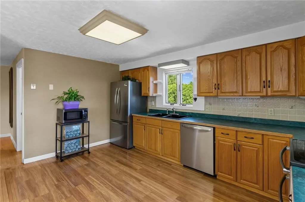 63 Elmwood Avenue Middletown RI 02842