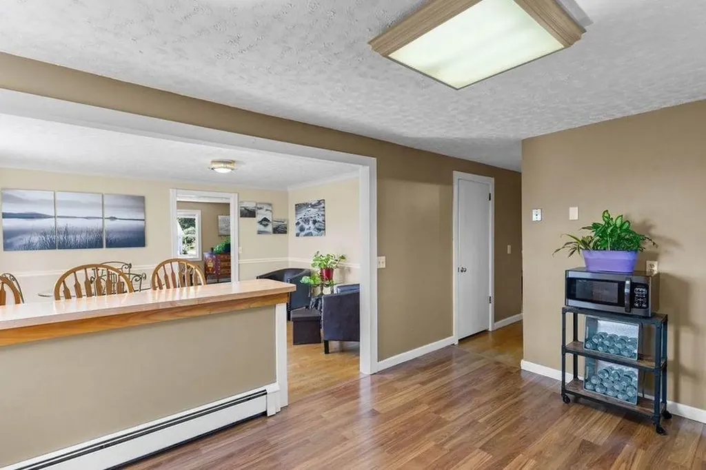63 Elmwood Avenue Middletown RI 02842