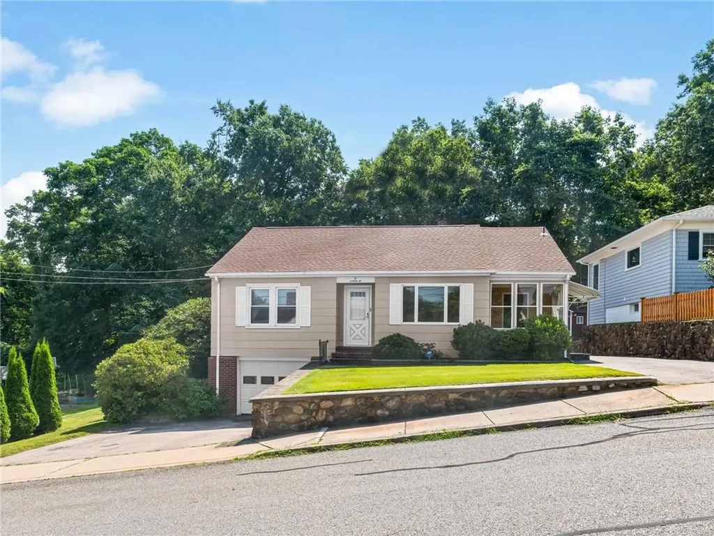 31 Linden Street Westerly RI 02891