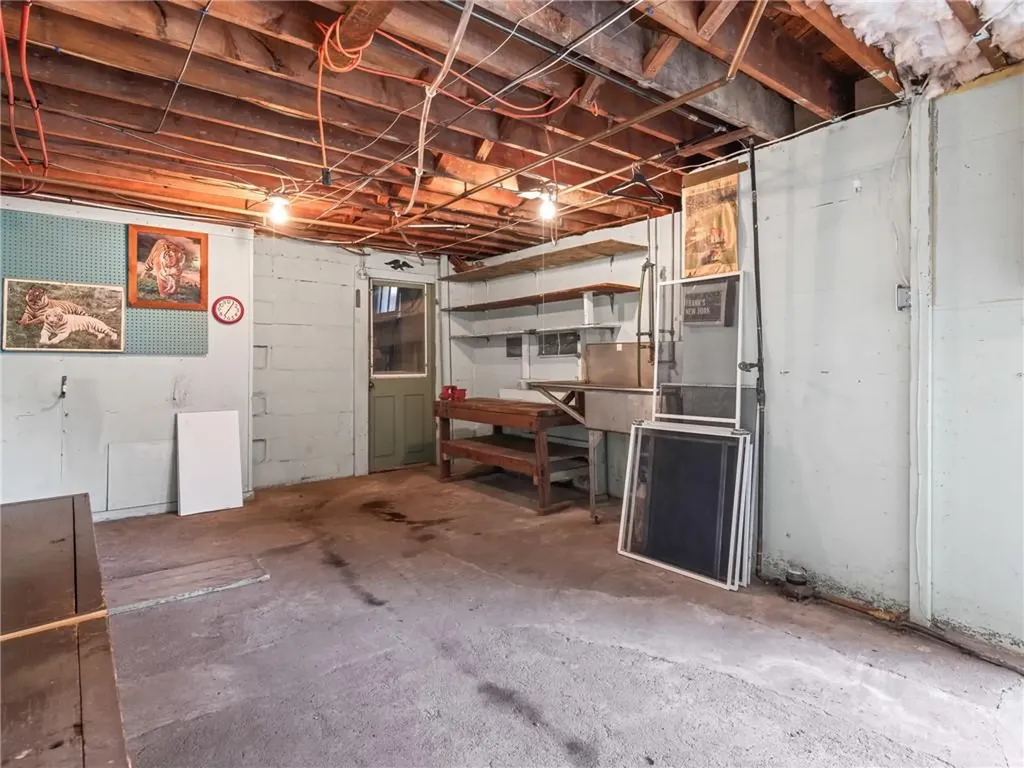 31 Linden Street Westerly RI 02891