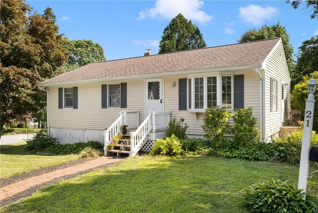 21 Sternbach Street West Warwick RI 02893