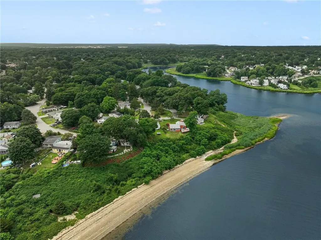 7 Lane 1 Warwick RI 02888