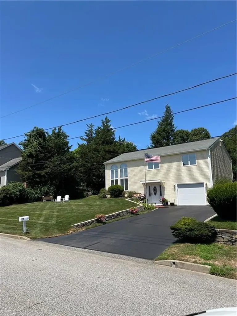 23 Angela Avenue Cranston RI 02921