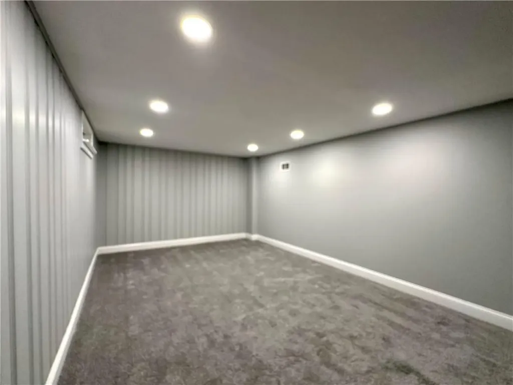 61 Burgess Avenue Pawtucket RI 02861