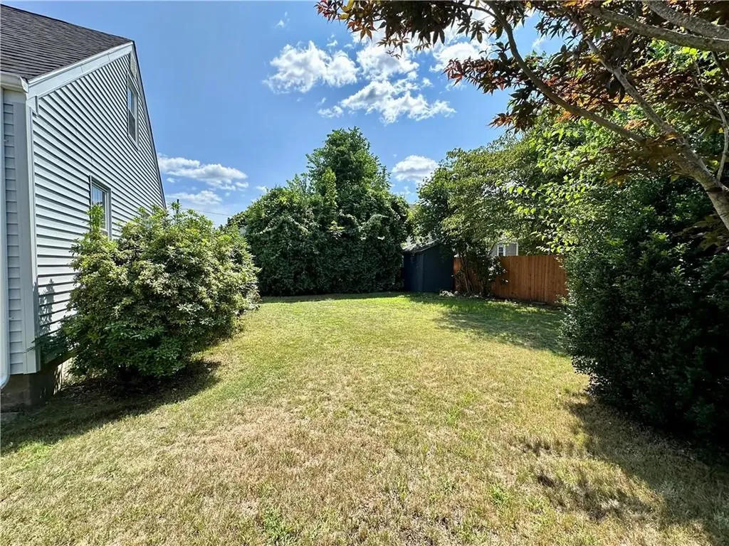 61 Burgess Avenue Pawtucket RI 02861