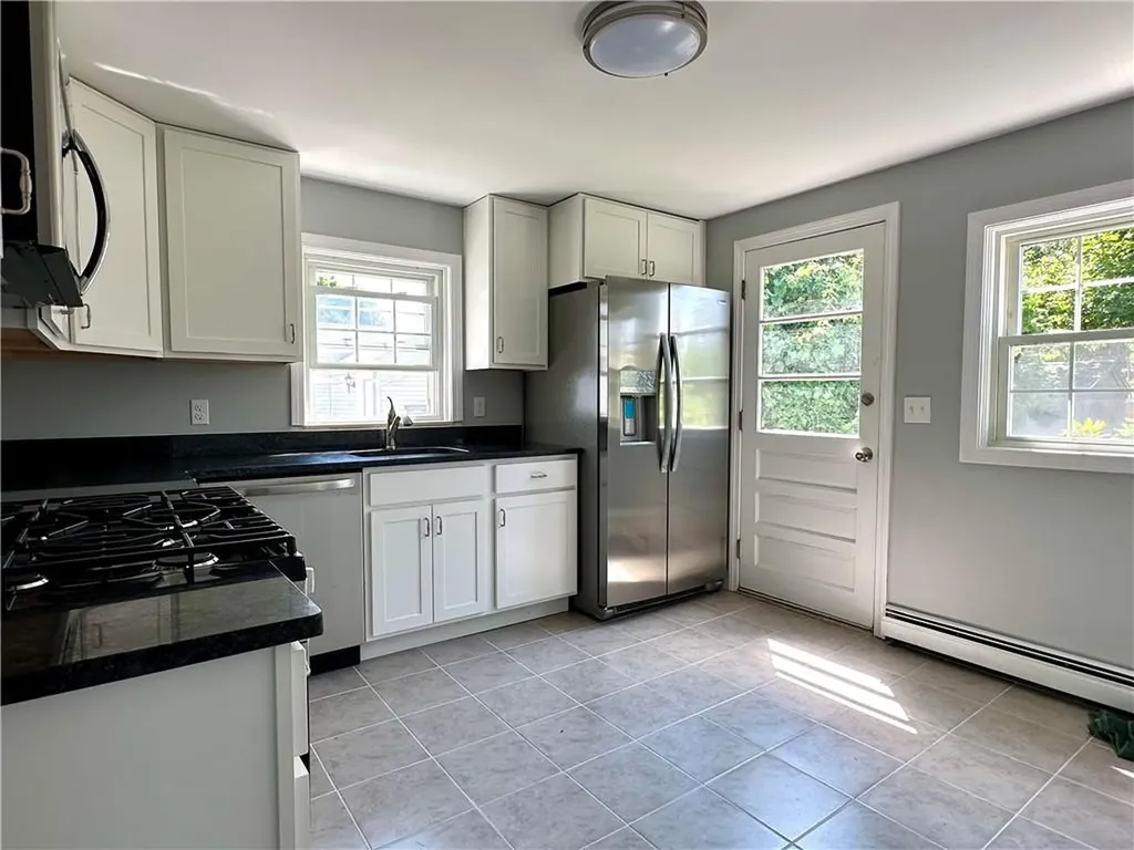 61 Burgess Avenue Pawtucket RI 02861