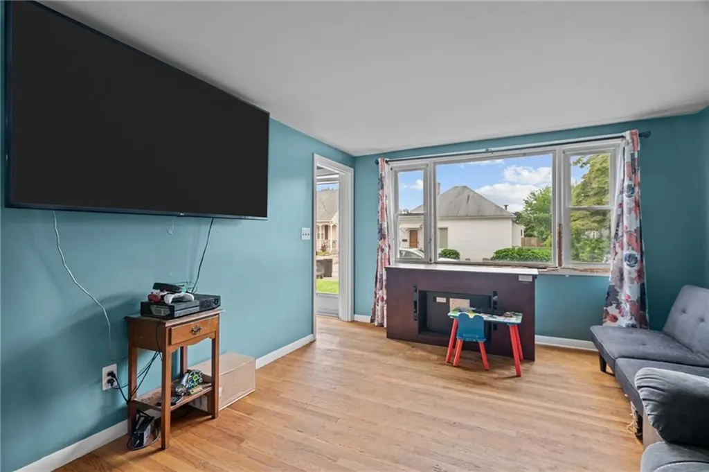 51 Manuel Avenue Johnston RI 02919