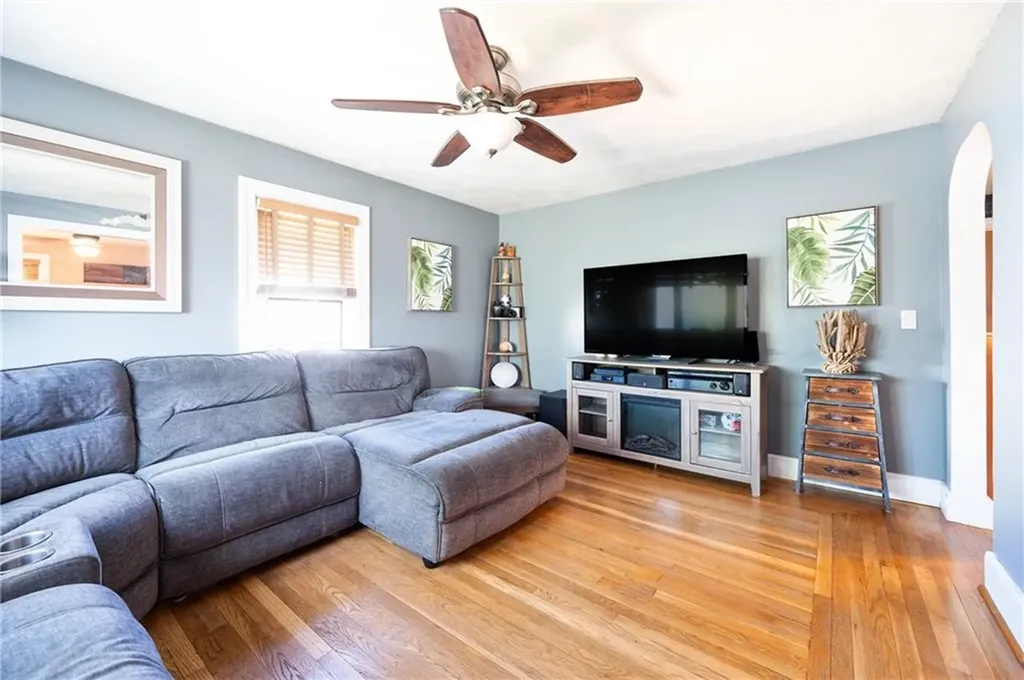 117 Argol Street Providence RI 02904