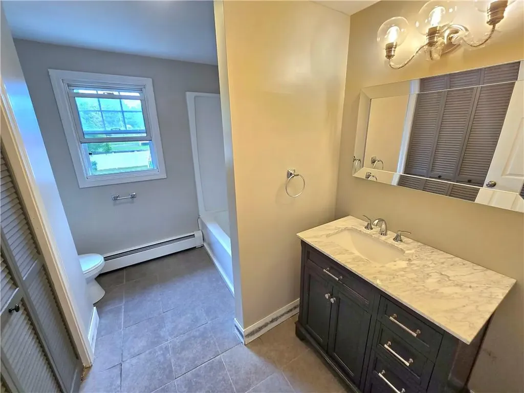 30 Hobart Street Westerly RI 02891