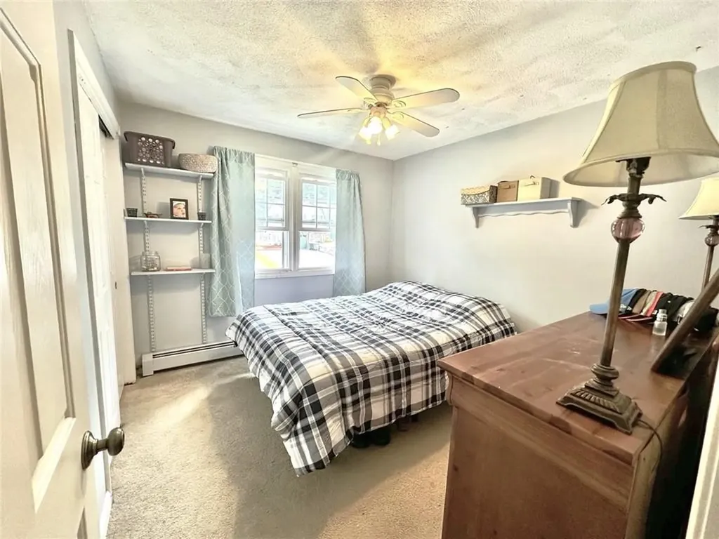 7 Red Oak Drive Coventry RI 02816