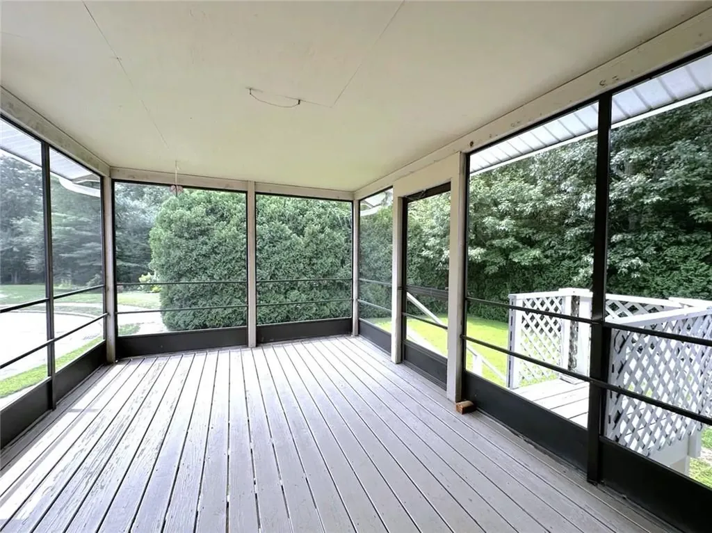 7 Red Oak Drive Coventry RI 02816