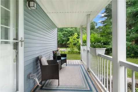 133 Winterberry Road Narragansett RI 02874