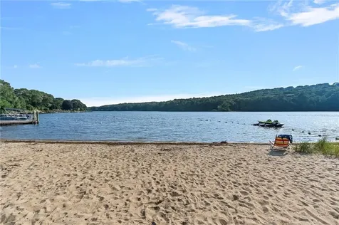 133 Winterberry Road Narragansett RI 02874