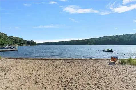 133 Winterberry Road Narragansett RI 02874