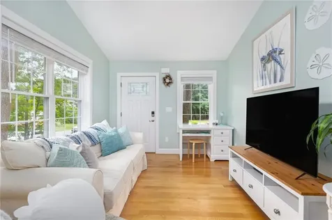 133 Winterberry Road Narragansett RI 02874