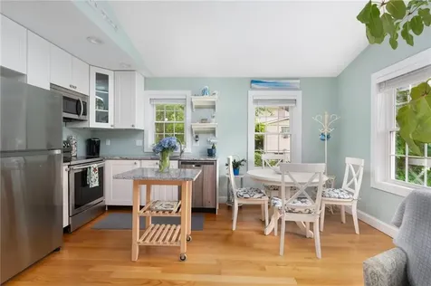 133 Winterberry Road Narragansett RI 02874