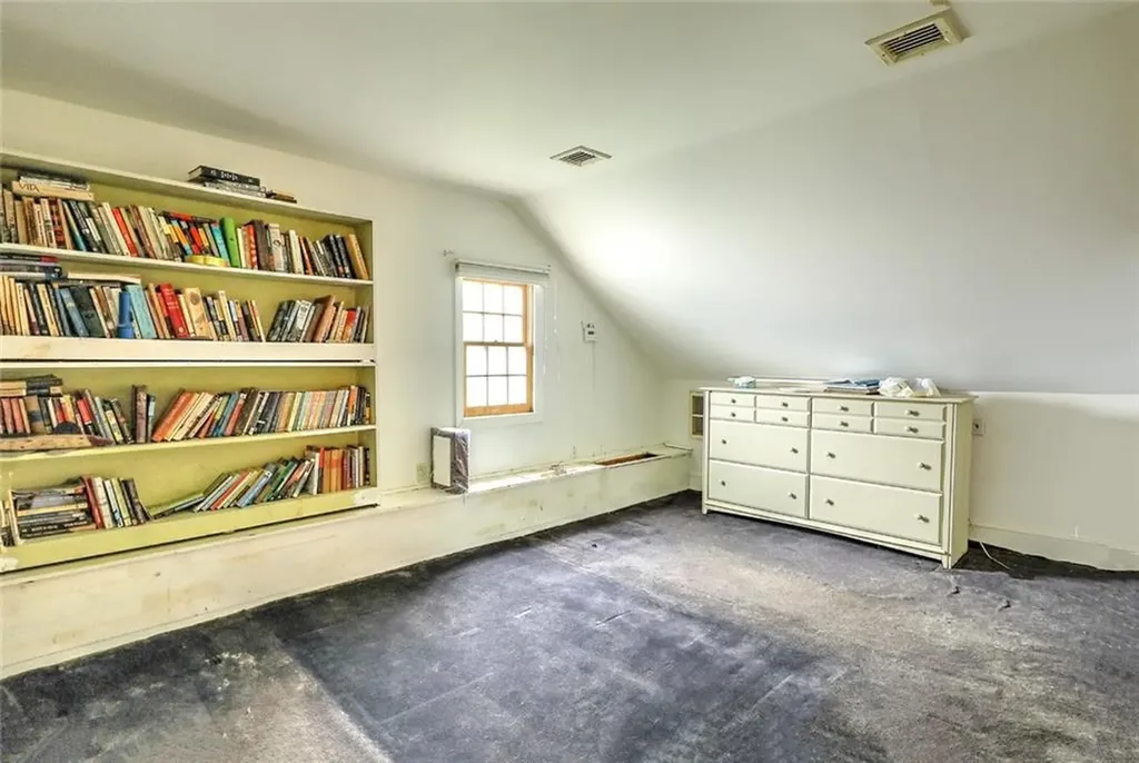 27 Bank Street Warwick RI 02888