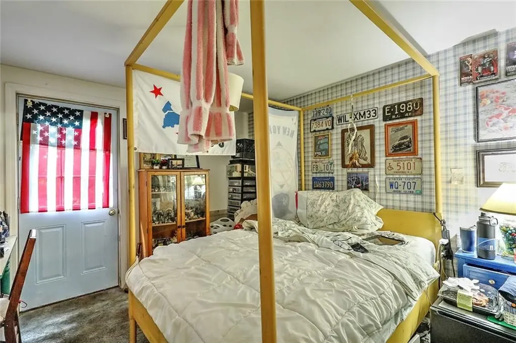 27 Bank Street Warwick RI 02888