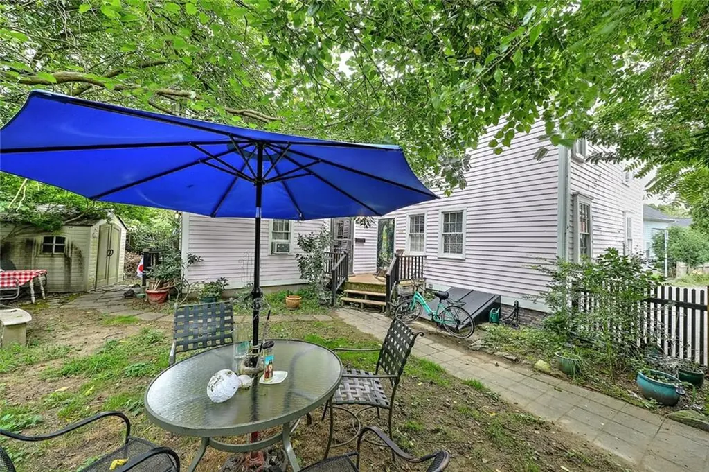 27 Bank Street Warwick RI 02888