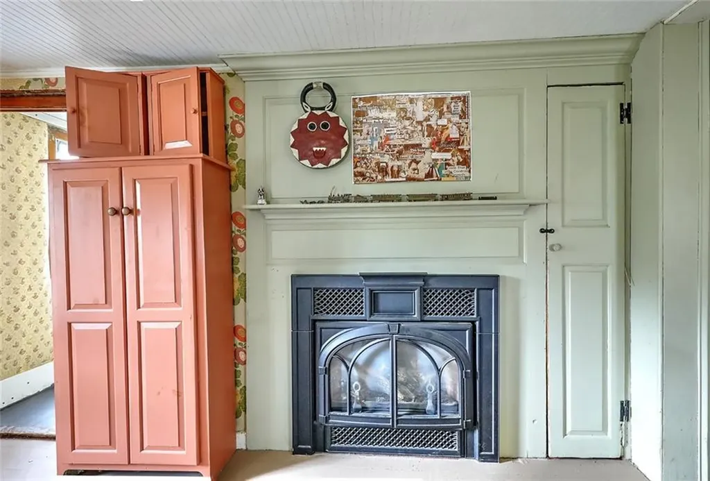 27 Bank Street Warwick RI 02888