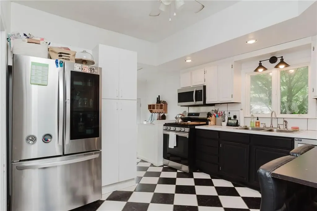 48 Crawford Street Cranston RI 02910