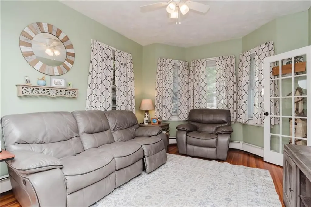 48 Crawford Street Cranston RI 02910