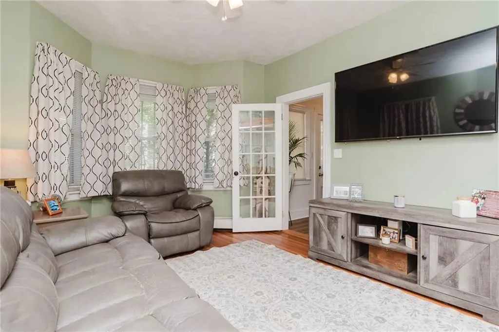 48 Crawford Street Cranston RI 02910