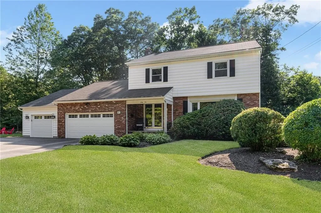 45 Verdant Lane Warwick RI 02886