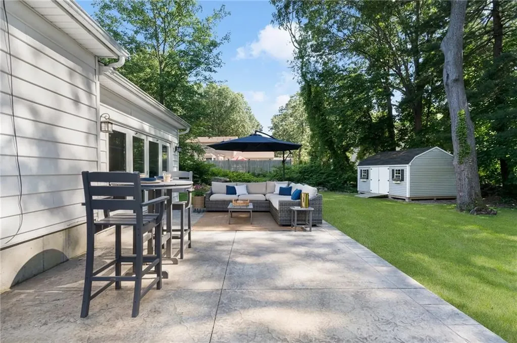 45 Verdant Lane Warwick RI 02886