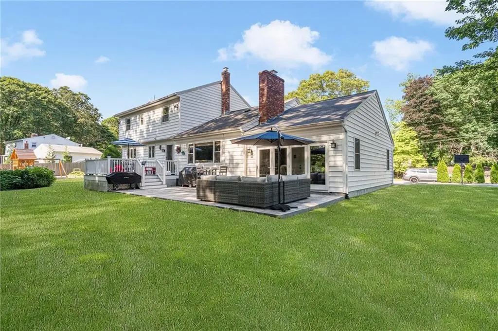 45 Verdant Lane Warwick RI 02886