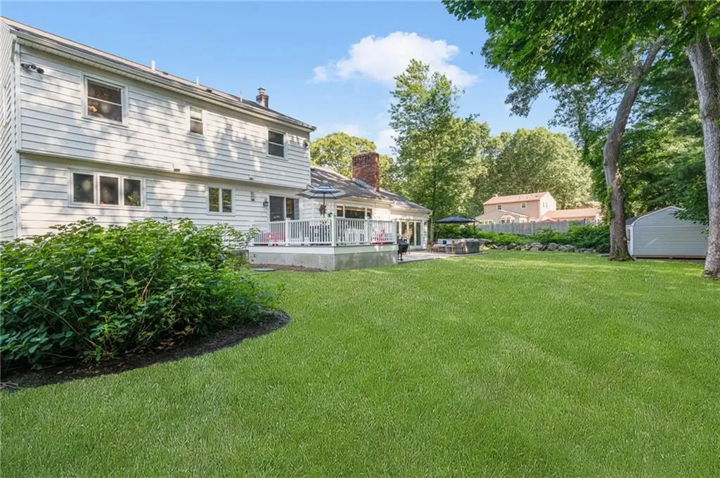 45 Verdant Lane Warwick RI 02886