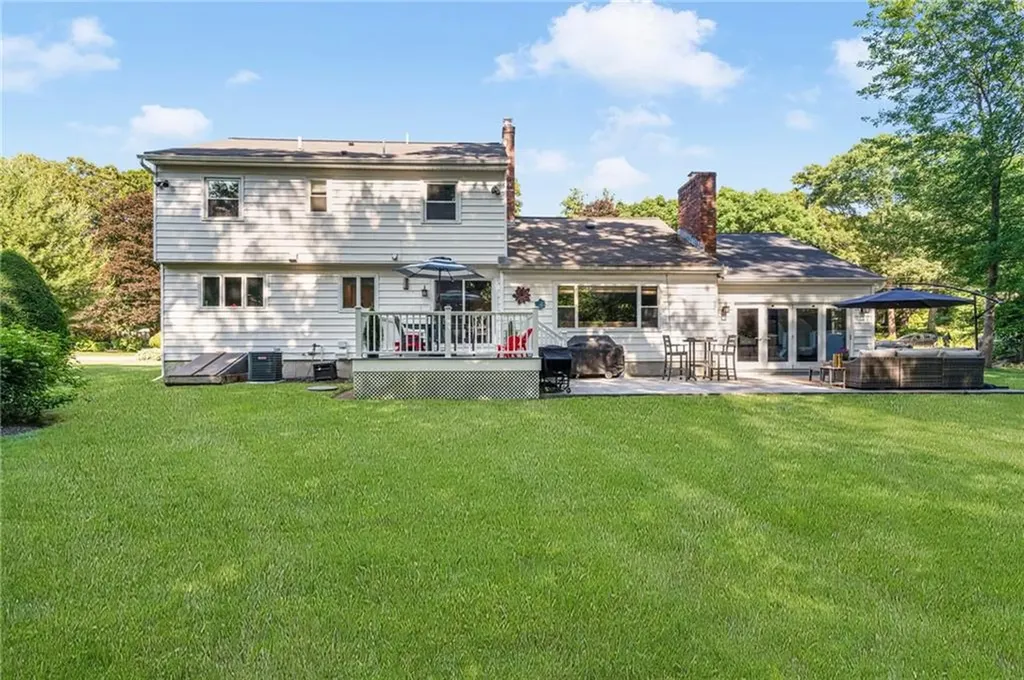 45 Verdant Lane Warwick RI 02886
