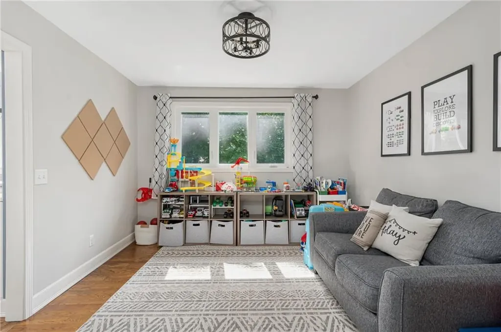 45 Verdant Lane Warwick RI 02886